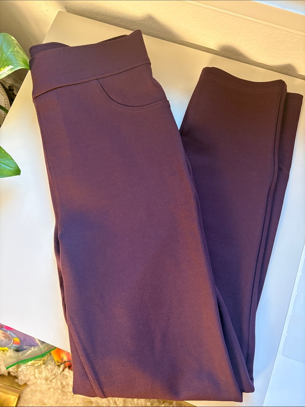 Spanx High-Waist Plum Active Leggings, size small